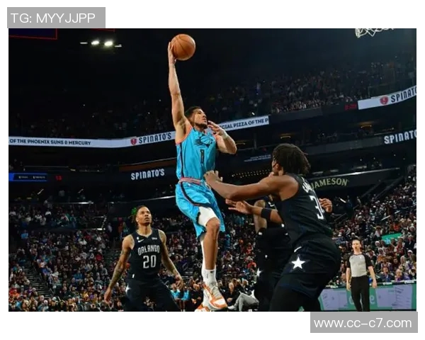 布克谈中投失误原因称被迫远投结果可接受 布克谈中投失误原因称被迫远投结果可接受